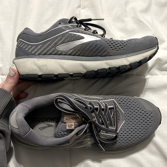 Women’s Brooks running shoes size 8.5 - Picture 1 of 1